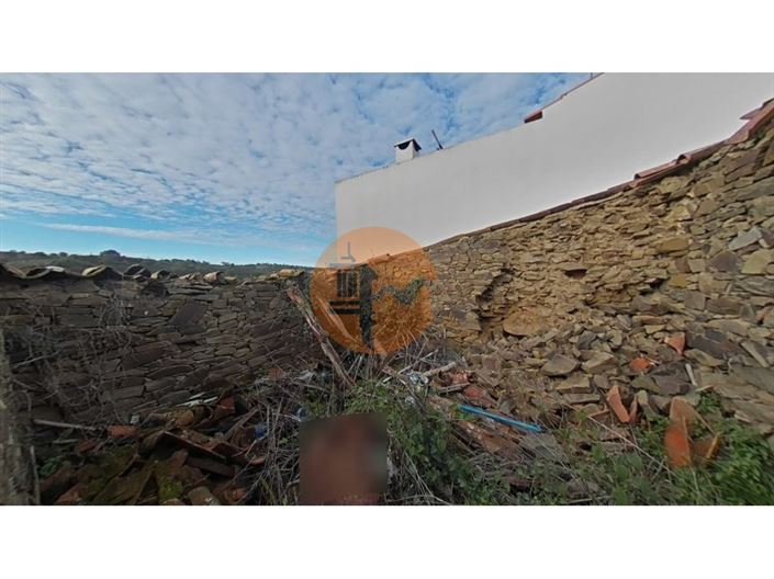 Image No.32-1 Bed House for sale