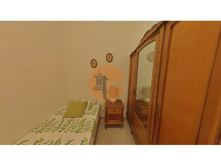 Image No.112-4 Bed House for sale