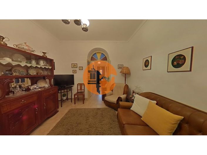 Image No.113-4 Bed House for sale