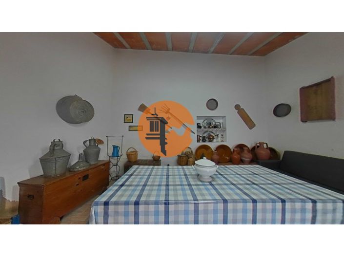 Image No.118-4 Bed House for sale