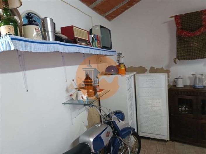 Image No.20-4 Bed House for sale