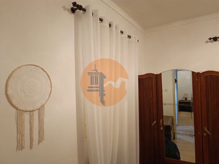 Image No.40-4 Bed House for sale