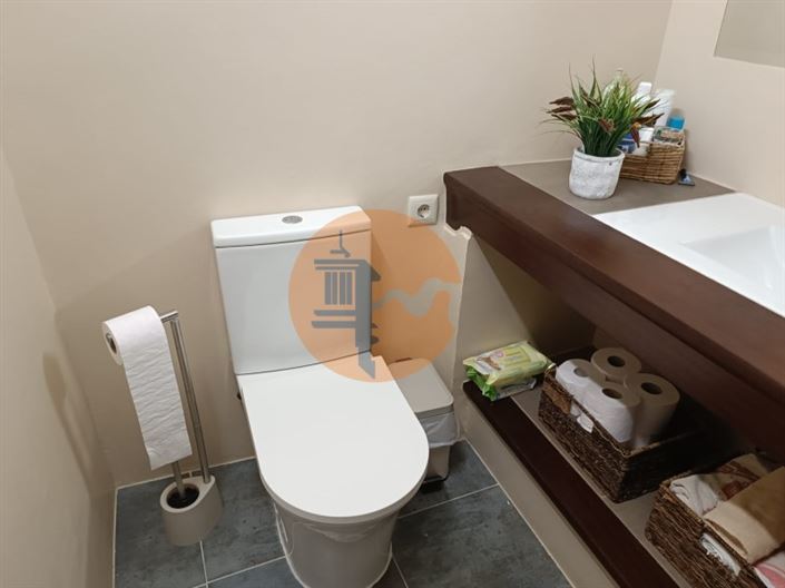 Image No.50-4 Bed House for sale