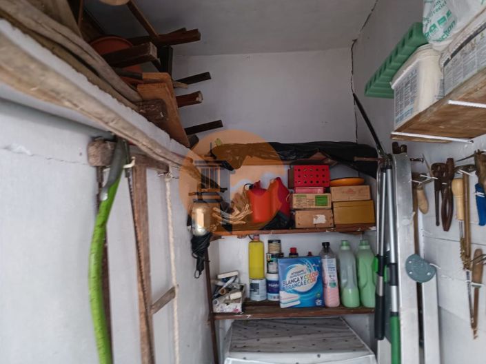 Image No.69-4 Bed House for sale