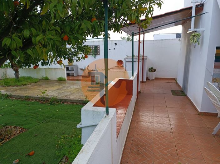 Image No.84-4 Bed House for sale