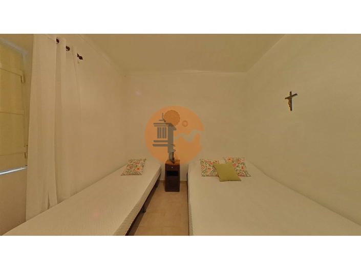 Image No.96-4 Bed House for sale