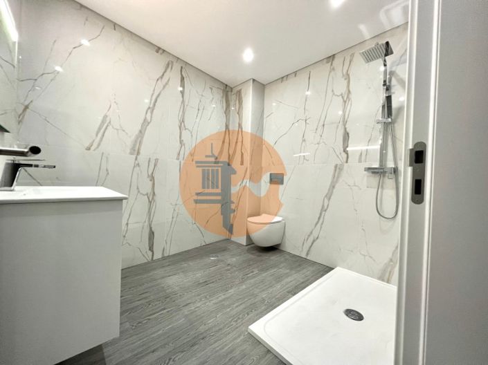 Image No.13-3 Bed Apartment for sale