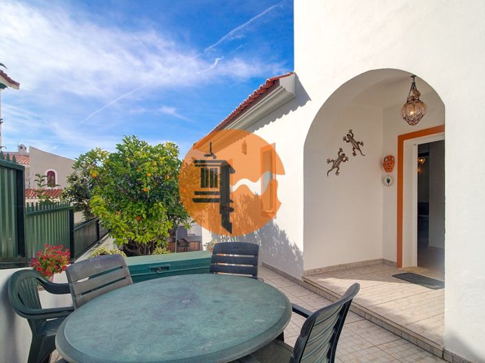 Image No.12-4 Bed House for sale