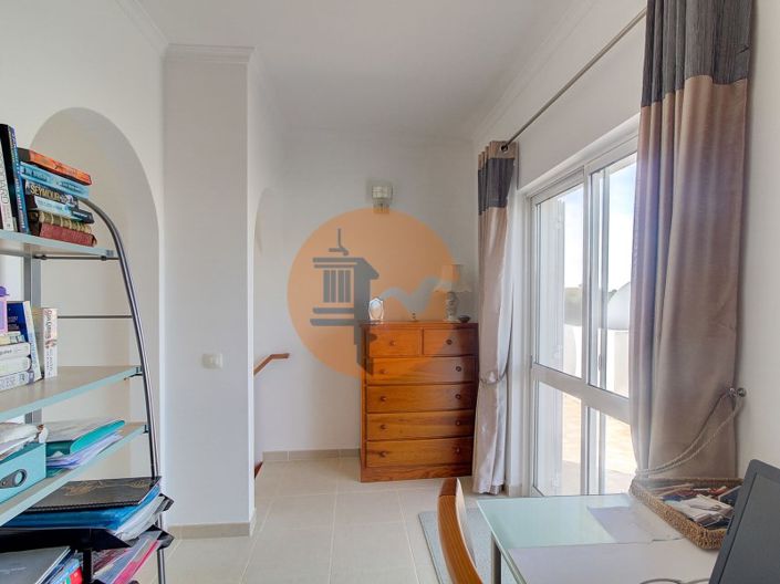 Image No.43-4 Bed House for sale