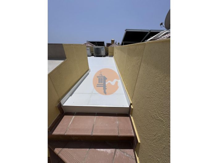 Image No.59-3 Bed House for sale