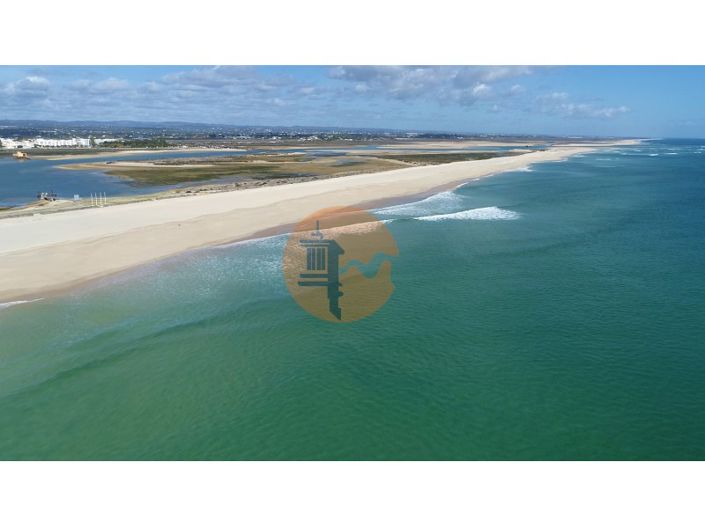 Image No.16-3 Bed House for sale