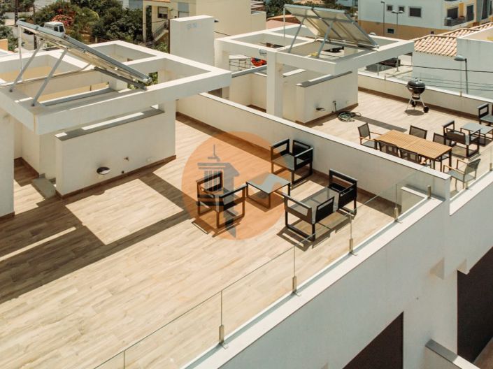 Image No.28-3 Bed House for sale