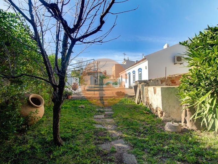 Image No.33-4 Bed House for sale