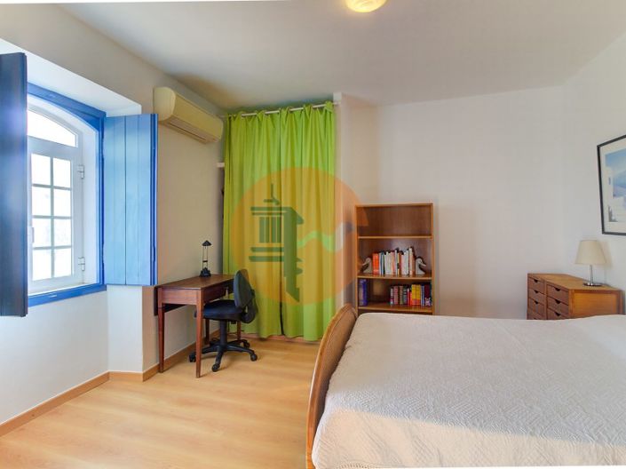 Image No.10-4 Bed Farmhouse for sale