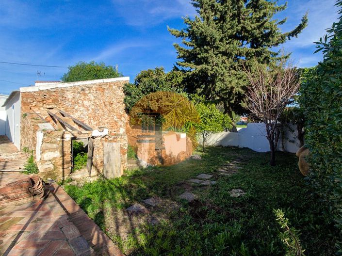 Image No.35-4 Bed Farmhouse for sale