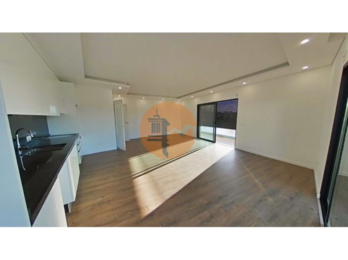 Image No.18-2 Bed Apartment for sale