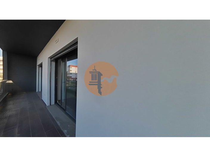 Image No.24-2 Bed Apartment for sale