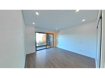 id14197a01-0000-0500-0000-000012d1fa0c