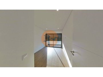 id14197a01-0000-0500-0000-000012d1fa0f