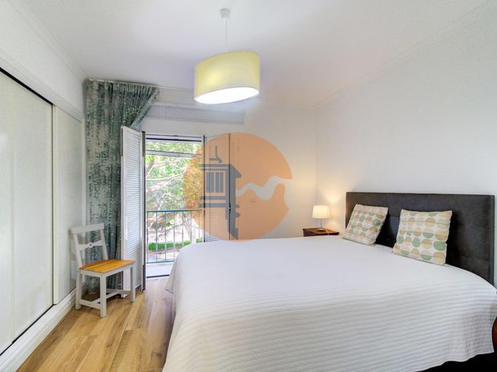 Image No.29-4 Bed House for sale