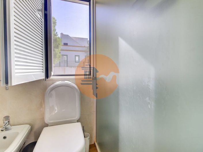 Image No.31-4 Bed House for sale