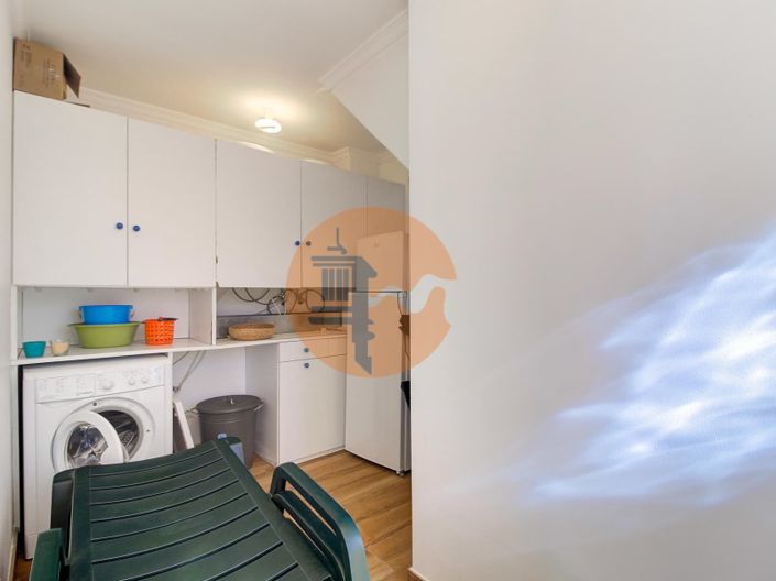 Image No.32-4 Bed House for sale