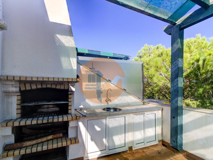 Image No.39-4 Bed House for sale