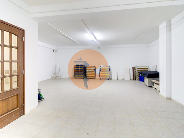 Image No.49-4 Bed House for sale