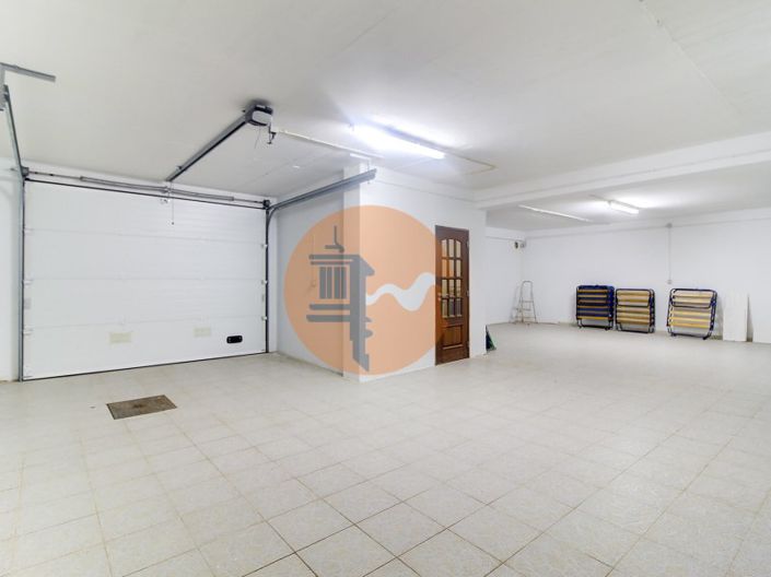 Image No.50-4 Bed House for sale