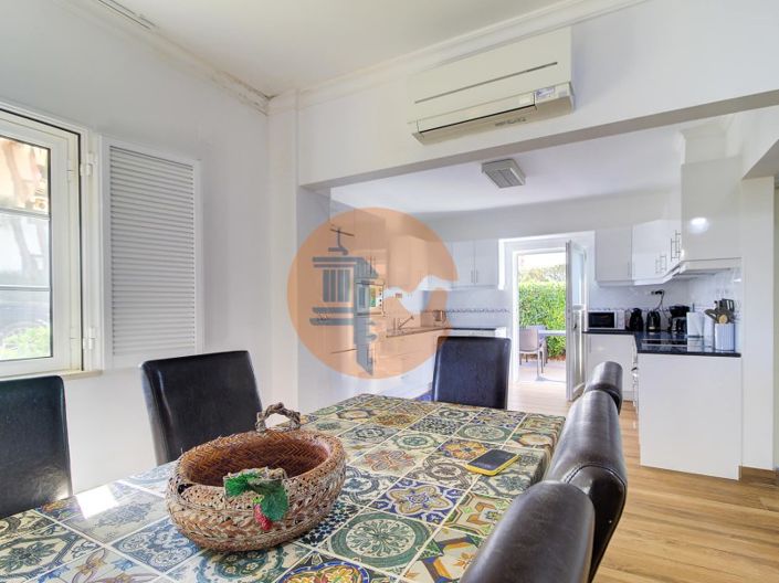 Image No.9-4 Bed House for sale