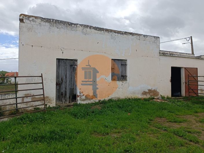 Image No.21-3 Bed House for sale