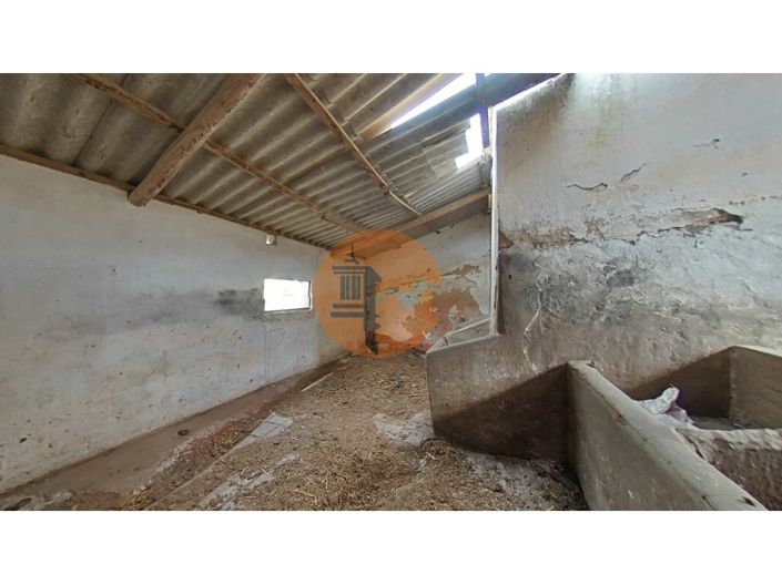 Image No.33-3 Bed House for sale