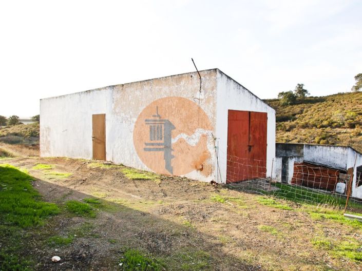 Image No.8-3 Bed House for sale