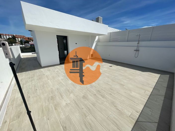 Image No.47-4 Bed House for sale