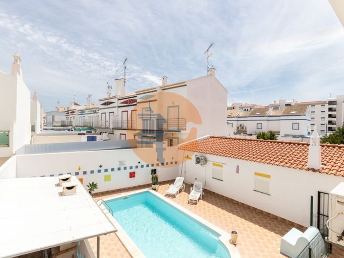 Image No.120-12 Bed Property for sale