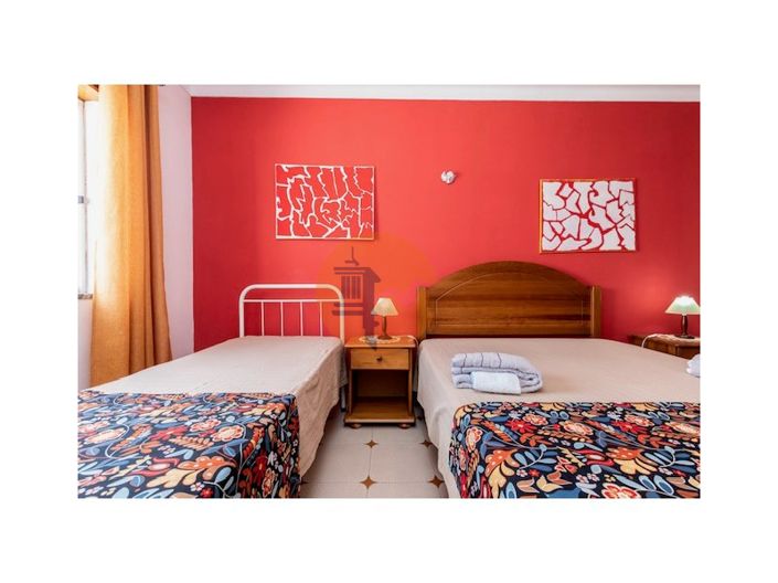 Image No.125-12 Bed Property for sale