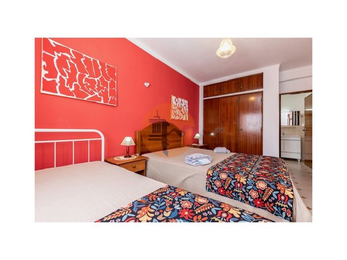 Image No.129-12 Bed Property for sale
