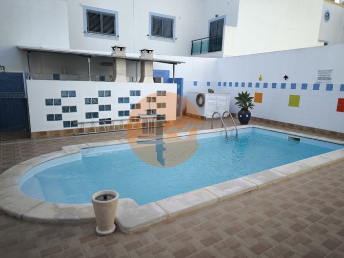 Image No.15-12 Bed Property for sale