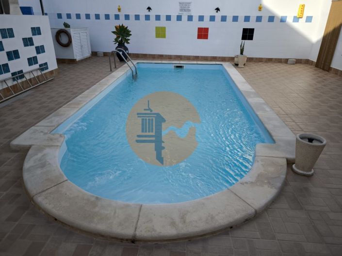 Image No.18-12 Bed Property for sale