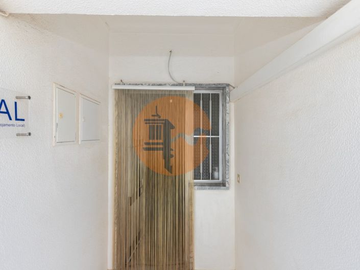 Image No.57-12 Bed Property for sale