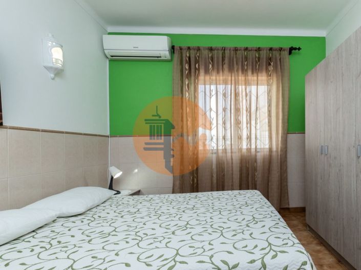 Image No.86-12 Bed Property for sale