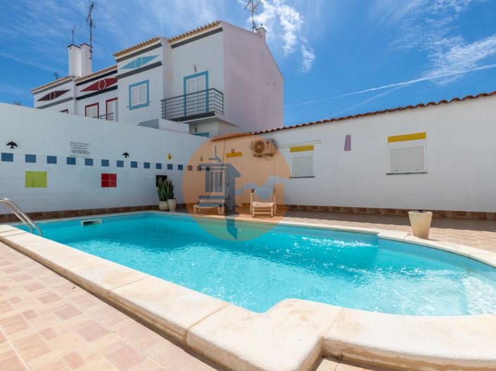 Image No.1-Propriété de 12 chambres à vendre à Vila Real de Santo António