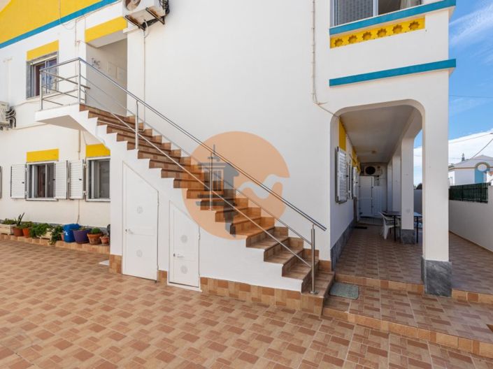 Image No.12-12 Bed House for sale