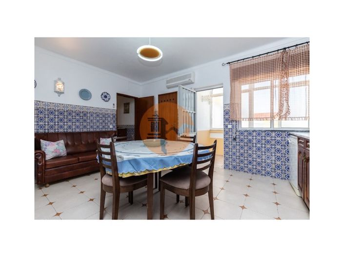 Image No.115-12 Bed House for sale