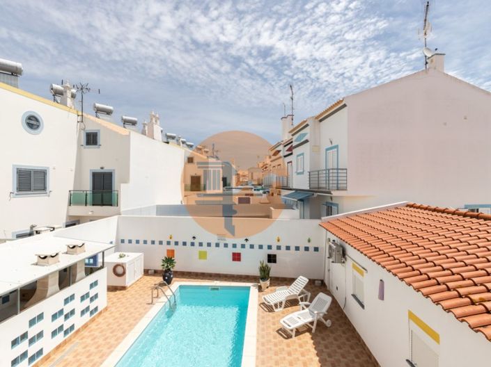 Image No.136-12 Bed House for sale