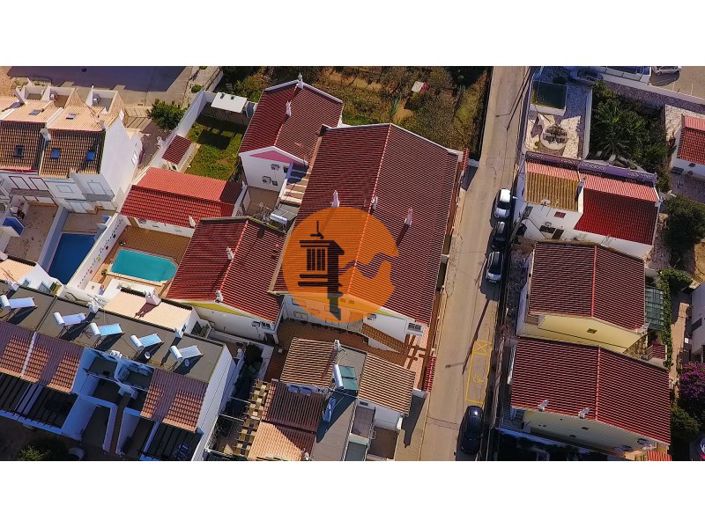 Image No.143-12 Bed House for sale