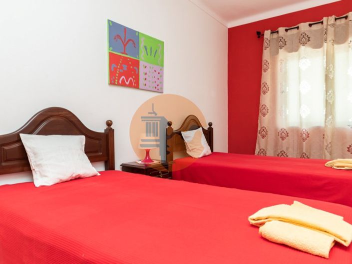 Image No.47-12 Bed House for sale