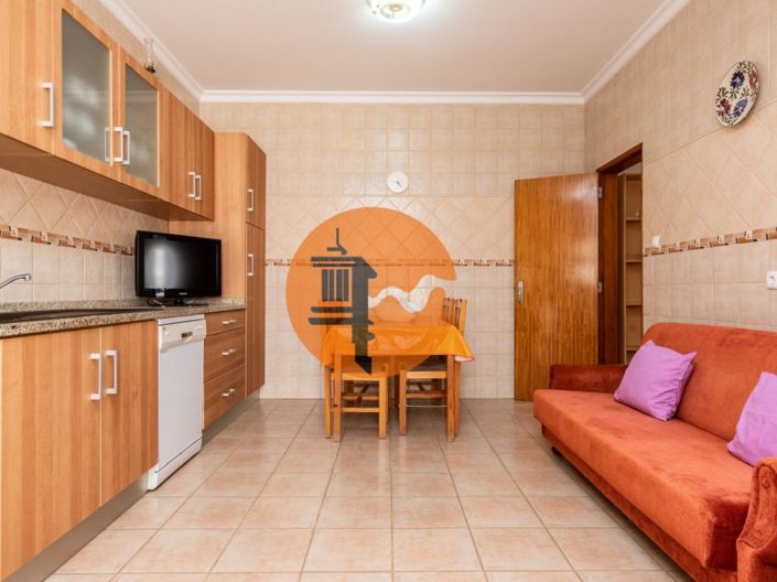 Image No.79-12 Bed House for sale