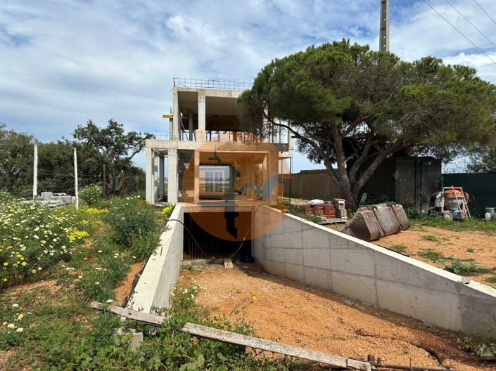 Image No.17-3 Bed House for sale