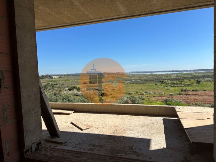 Image No.26-3 Bed House for sale